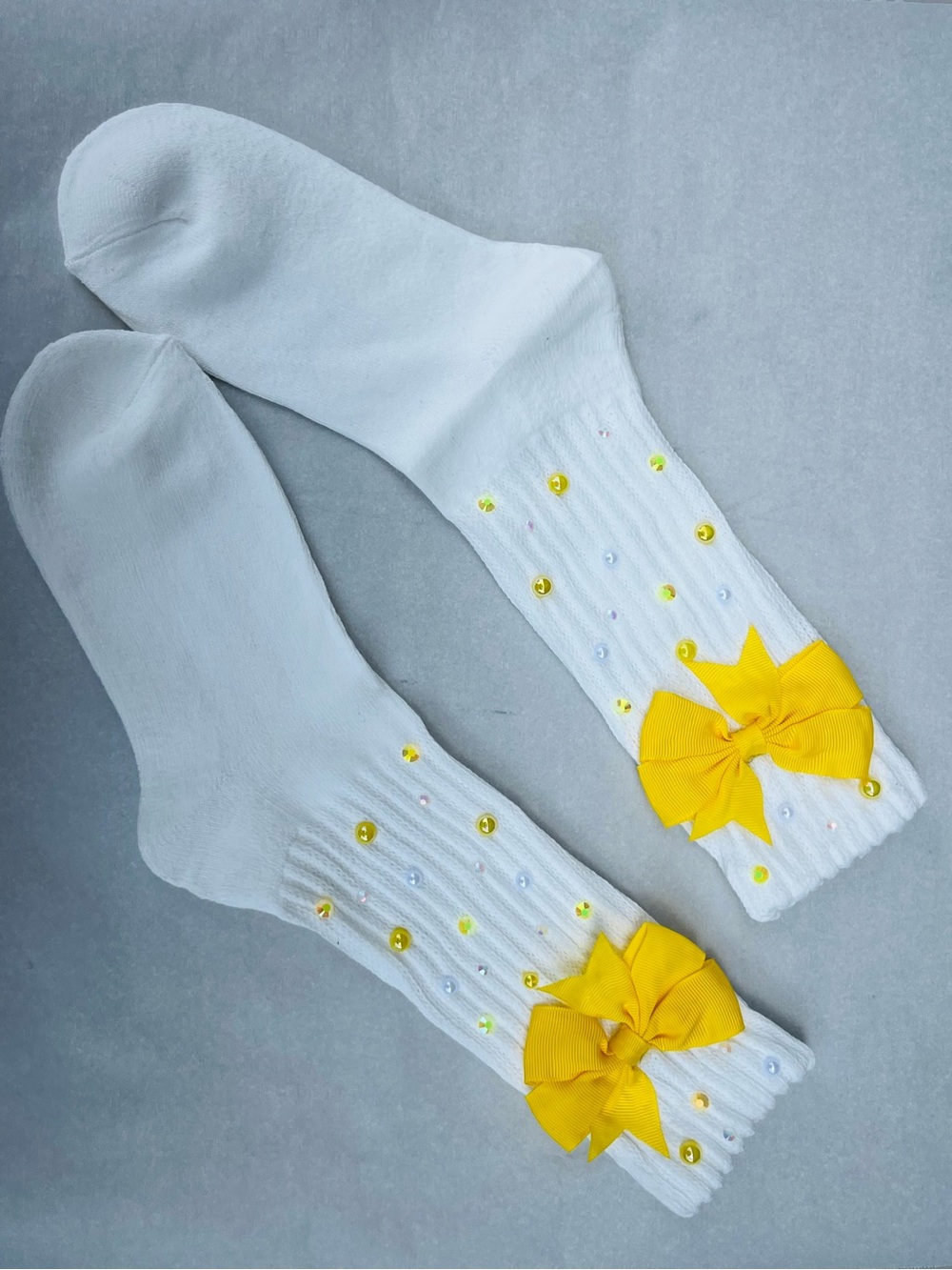 Women’s Customized White Knee-High Socks with Yellow Bow NWOT